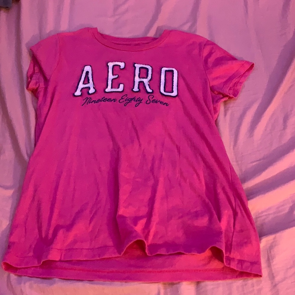 Women’s extra-large AéRopostale T-shirts
